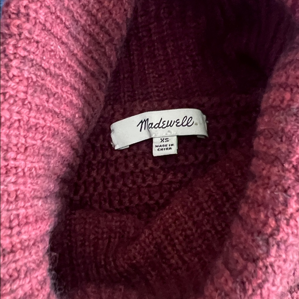Madewell Ribbed Turtleneck Sweater - XS - Burgundy with 3 side buttons - Picture 2 of 10